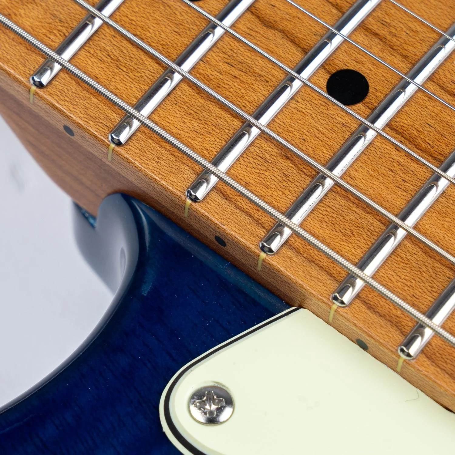 Eart Guitars, NK-C3N, 5-Way Switch,1 Tone,1 Volume SSH Pickups Tremolo Bridge Electric Guitar, Blue - Image 5